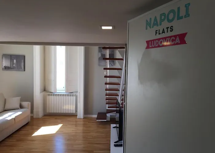 Stay In Naples Flats